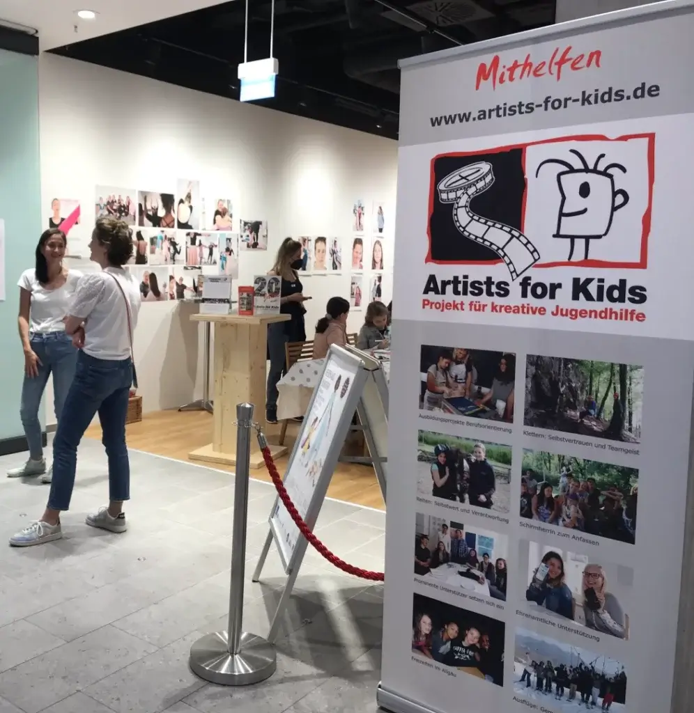Helden aus München – Social Pop-up-Store Artists for Kids